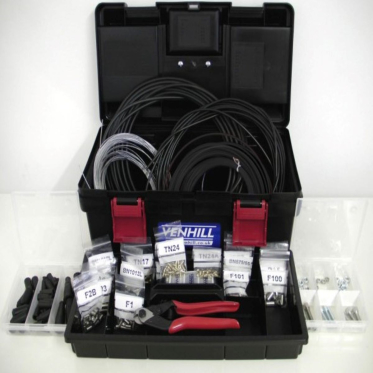 Justerskruer, nipler, universal kabler og tilbehør