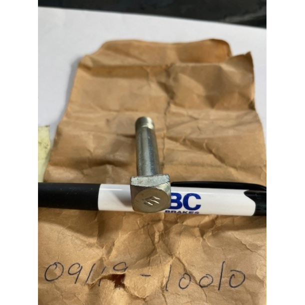 SUZUKI 0911910010 09119-10010 0910510002 09105-10002 BOLT NOS Suzuki GT550 GS550 Bolt #09119-10010