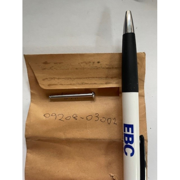 Suzuki 0920803002 09208-03002 Pin Fuel Cap T500 GT380 GT750