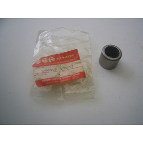 SUZUKI 0926317011 09263-17011 (09263-17027) ROLLER BEARING 17X24X2 DR-Z125 RG500 GS550/700/750/1150 GS550/750/1100 RM80/100/125