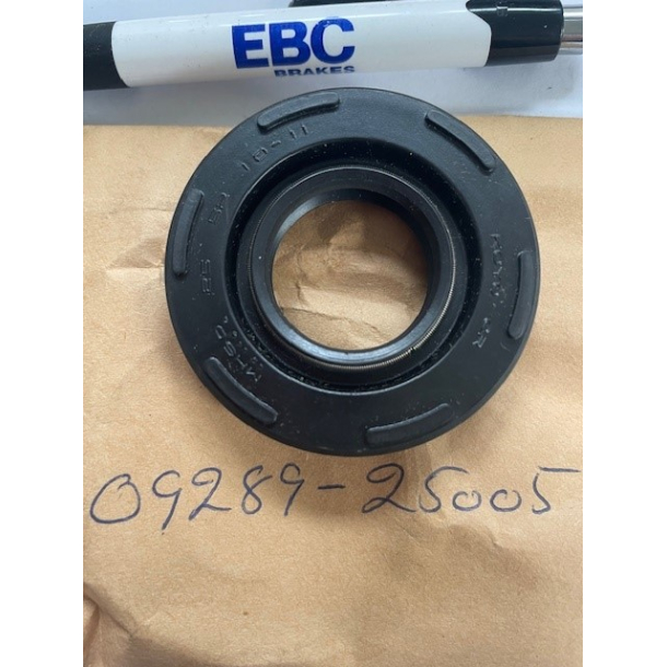 Suzuki 0928925005 09289-25005 Seal, Oil(25x52x11) GT380 1972 1973 1974 1975 1976 1977