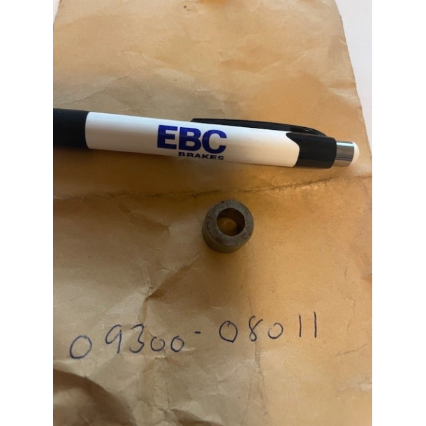 Suzuki 0930008011 09300-08011 Bushing GT380 Oil Pump gear tacho