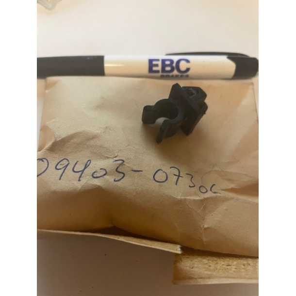 SUZUKI 0940307306 09403-07306 0941000050 09410-00050 CLAMP