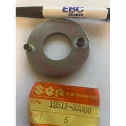 SUZUKI 125113300012511-33000 PLATE,CSHAFT OIL GUIDE GT380 1972-1977