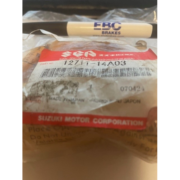 SUZUKI 1271114A03 12711-14A03 1271114A01 12711-14A01 1271114A02 12711-14A02 CAMSHAFT DR500/600 SP600