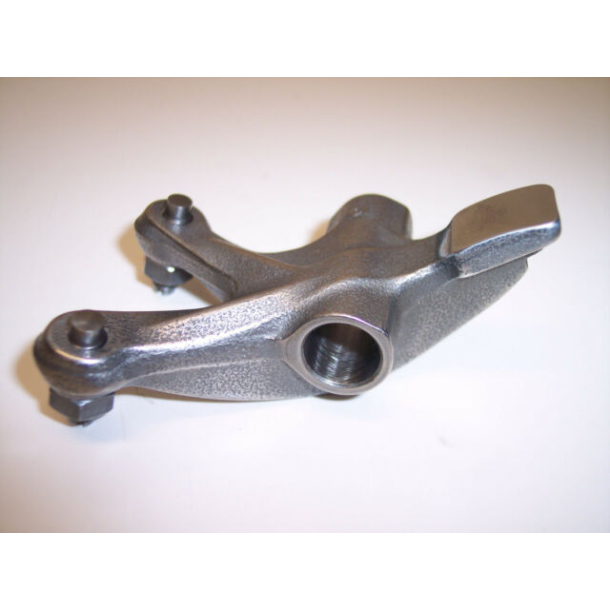 SUZUKI 1284007F00 12840-07F00 1284037401 12840-37401 ARM,INTAKE VALVE ROCKERDR500 DR600 LS650SP600