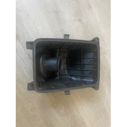 BRUGT SUZUKI 1374032F00 13740-32F00 1374032F01 13740-32F01 CAP,AIR CLEANER GSF1200 BANDIT 2001-2005