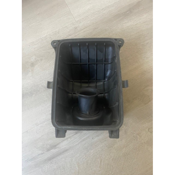 BRUGT SUZUKI 1374032F00 13740-32F00 1374032F01 13740-32F01 CAP,AIR CLEANER GSF1200 BANDIT 2001-2005