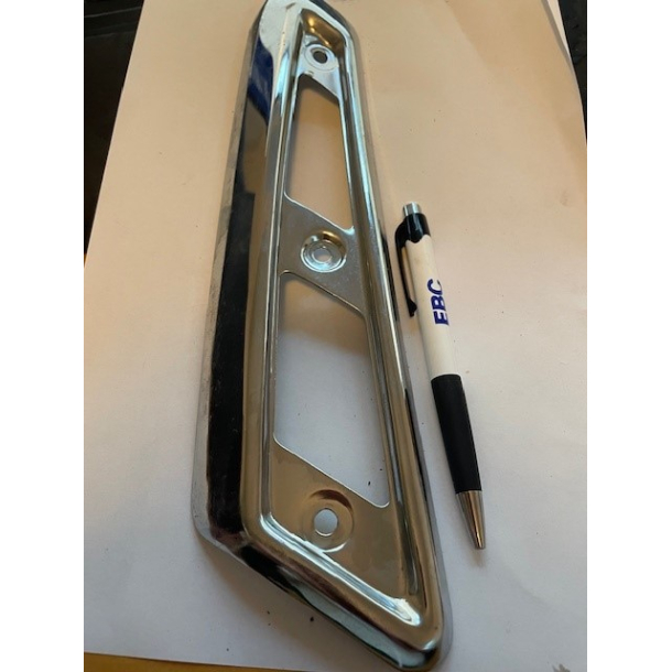 SUZUKI 1478129900 14781-29900 COVER,MUFFLER DS185 TS185