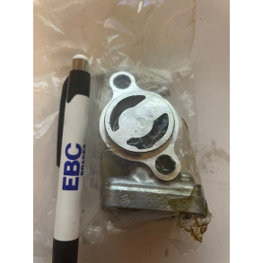 SUZUKI 1643349H00 16433-49H00 COVER,OIL PUMP NO.2 RM-Z250 10-12