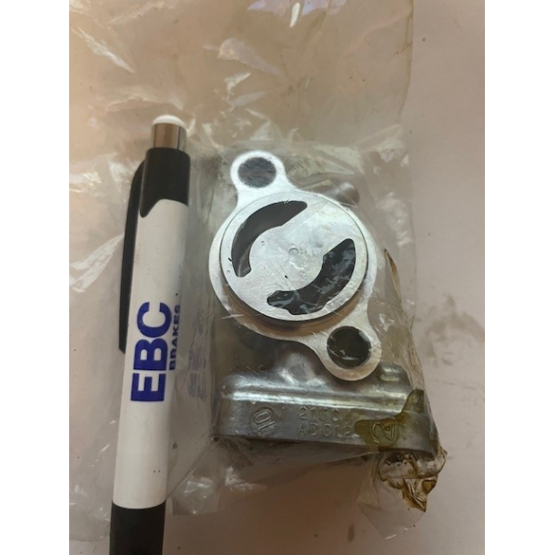 SUZUKI 1643349H00 16433-49H00 COVER,OIL PUMP NO.2 RM-Z250 10-12