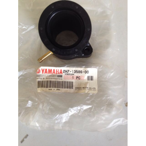 Yamaha 2H7-13586-00 JOINT, CARBURETOR (L.H) XS1100 XJ1100