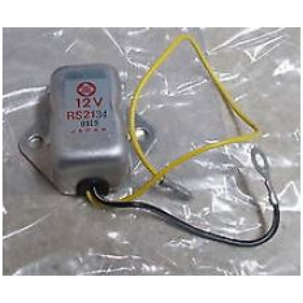 Suzuki 32500-15320 REGULATOR ASSEMBLY GT500 1976-77