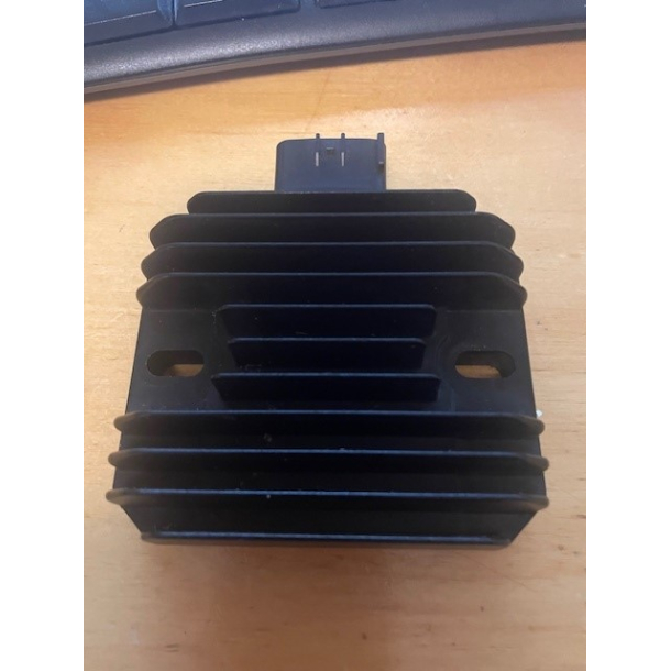 BRUGT SUZUKI 3280044G01 32800-44G01 3280044G01RX0 32800-44G01-RX0 RECTIFIER ASSY