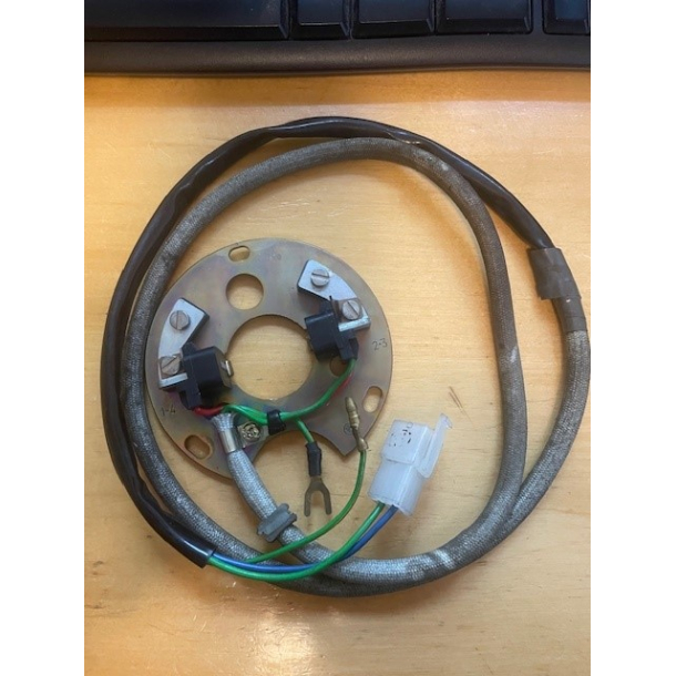 BRUGT SUZUKI 3311034210 33110-34210 SIGNAL GENERATOR ASSEMBLYGS650