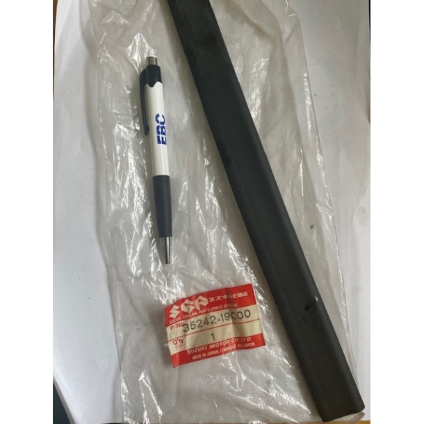 Suzuki 3524219C00 35242-19C00 Gasket, Headlamp GSX600F GSX750F 89-97