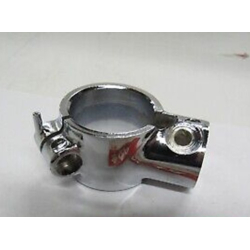 Suzuki 3568138A00 35681-38A00 BRACKET, FRONT TURN SIGNAL LH VS700/750