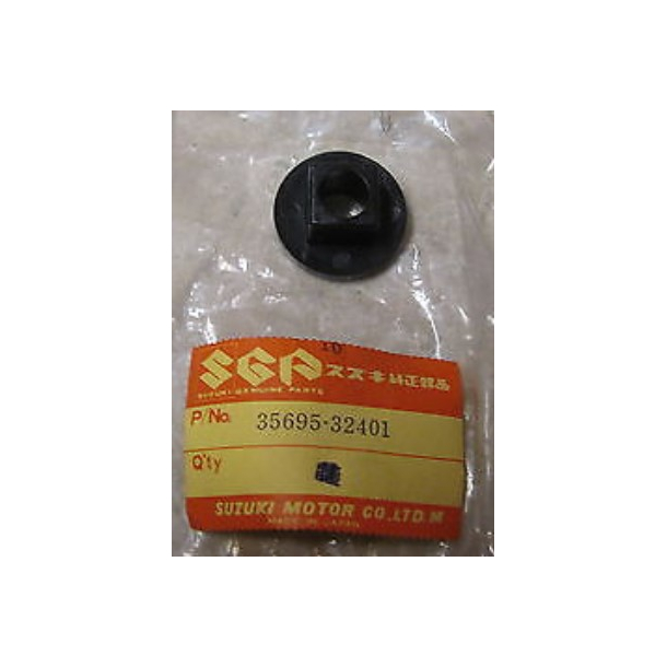 SUZUKI 356953240035695-32400 3569532401 35695-32401 SPACER,TURN SIGNAL LAMP GS250/400/450/550/750/8