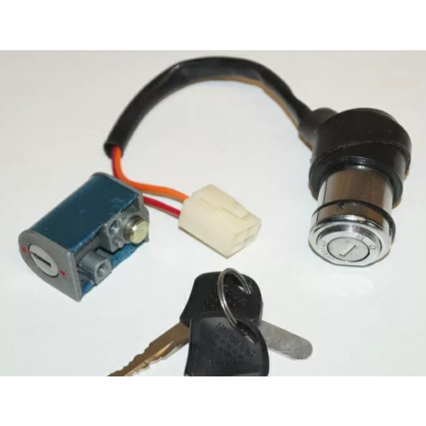 HYOSUNG TE450 KEY SET LSE ST HYOSUNG TE450 YL3298 LOCK SET / KEY SET TE450 37000HP8900