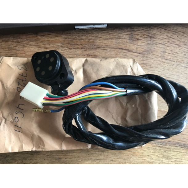 SUZUKI 3772045011 37720-45011 (37720-45100) BASE ASSEMBLY,NEUTRAL SWITCH TERMINAL GN250/400 GS425/45