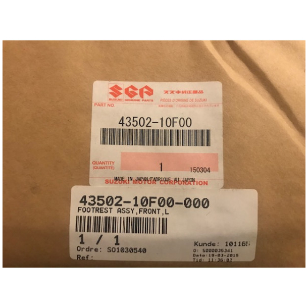SUZUKI 4350210F00 43502-10F00 FOOTREST ASSY,FR,L VL1500 INTRUDER LC 1998-2004