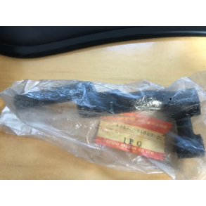 SUZUKI 4351144000019 43511-44000-019 BAR,FR FOOTREST GS400 1977-1978