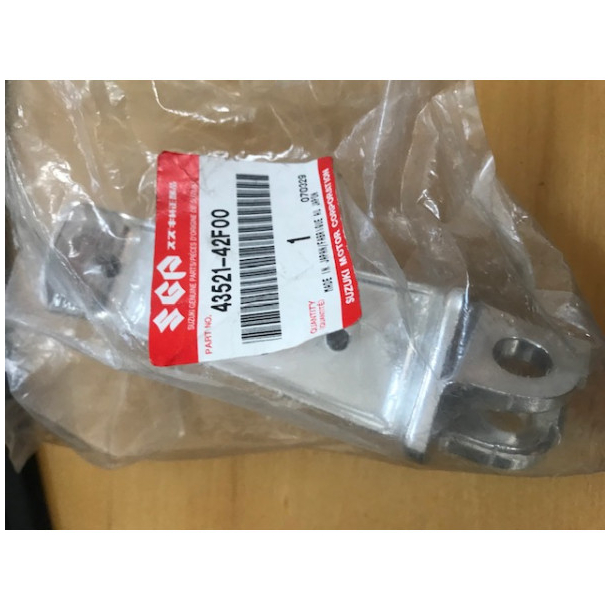 SUZUKI 4352142F00 43521-42F00 BAR,FR FOOTREST,L GSX1400 2002-2007