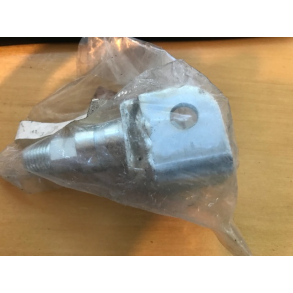 Suzuki 4353040C00 43530-40C00 43530-40C01 HOLDER, FOOTREST, RIGHT GSX-R1100 89-92