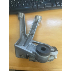 BRUGT PASSAGER FODHVILER HJRE SUZUKI 4360032F00 43600-32F00 FOOTREST ASSY,PILLION,R GSF1200 BANDIT 