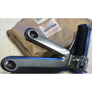 SUZUKI 4370032F00 43700-32F00 FOOTREST ASSY,PILLION,L GSF1200 BANDIT 2001-2005