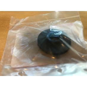 SUZUKI 4532617C00 45326-17C00 CUSHION,FRAME COVER LWR GSXR600/750/1100 1989-2000