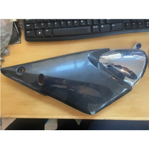 BRUGT SUZUKI 4711031F0035W 47110-31F00-35W COVER,FRAME,R(GRAY)GSF600(N)(S) GSF1200(N)(S) 00-05