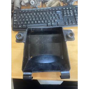 BRUGT SUZUKI 4743131F00 47431-31F00 BOX,MANUAL GSF600GSF1200 BANDIT 2000-2005