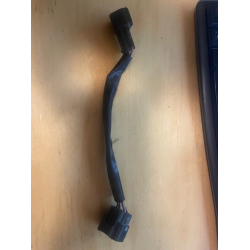 BRUGT Yamaha 4TV8250900 4TV-82509-00-00 WIRE, SUB LEAD YZF600R