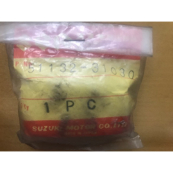SUZUKI 5113231030 51132-31030 HOLDER,AXLE GS250/300/400/425/450/650/750 GSX400/450 GT250/380/550/750 GR650 XN85 RE5