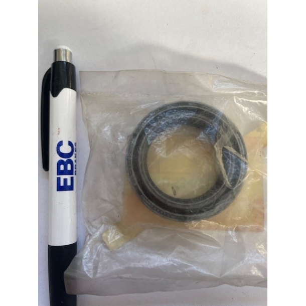 SUZUKI 5115302B00 51153-02B00 5115333730 51153-33730 SEAL,OIL Front ForkGN250GS450RM80GT250GT38