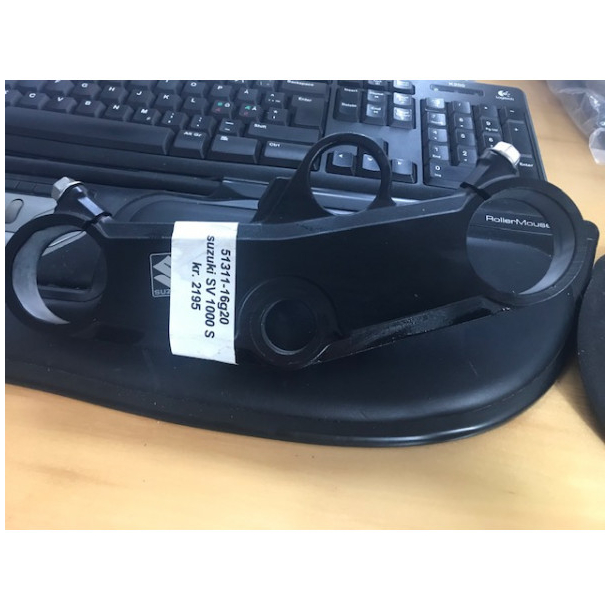 SUZUKI 5131116G2051311-16G20 HEAD,STEERING STEM SV1000S 2003-2007