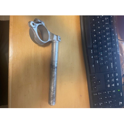 BRUGT CLIPON STYR HJRE SUZUKI 5611133E00 56111-33E00 HANDLEBAR,R GSXR750 SRAD 1996-1999