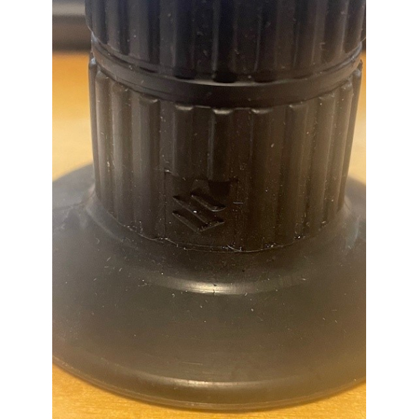 SUZUKI 5721133010 57211-33010 GRIP,LGT185GT250GT380GT550RE5