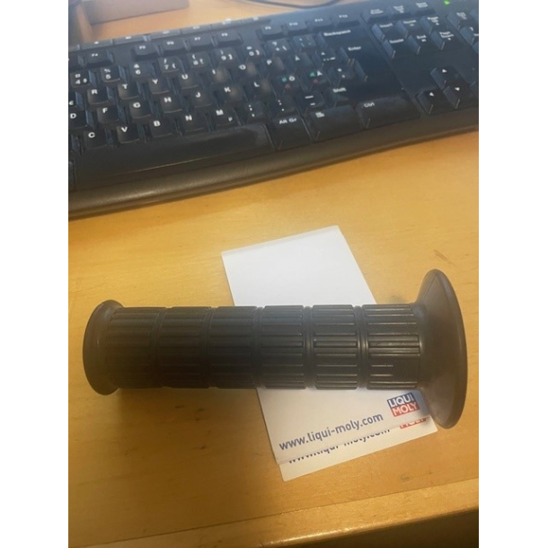 SUZUKI 5721133010 57211-33010 GRIP,LGT185GT250GT380GT550RE5