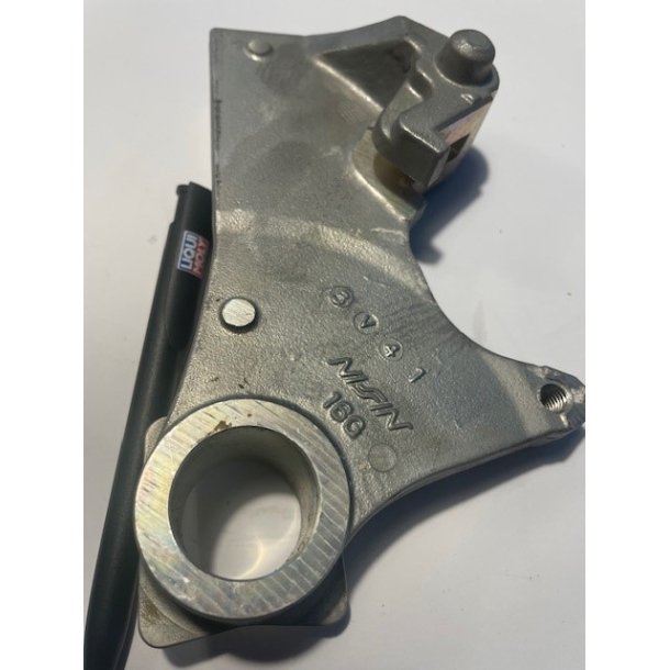 SUZUKI 6915016G00 69150-16G00 6915016G10 69150-16G10 BRACKET SV1000(N)(S) 03-07
