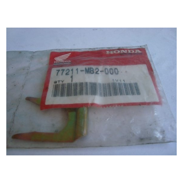 Honda 77211MB2000 77211-MB2-000 SPG, LOCK KEY SET. VF700/750/1000 CBX750