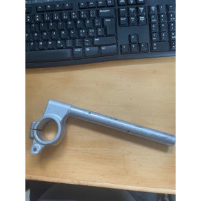 BRUGT HJRE CLIPON STYR HANDLEBAR,RH Suzuki 5611117D00 56111-17D00 GSX-R750 1988-1991