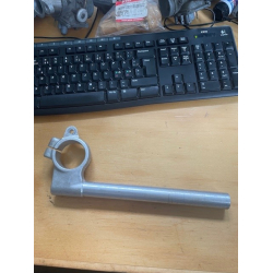 BRUGT HJRE CLIPON STYR HANDLEBAR,RH Suzuki 5611117D00 56111-17D00 GSX-R750 1988-1991