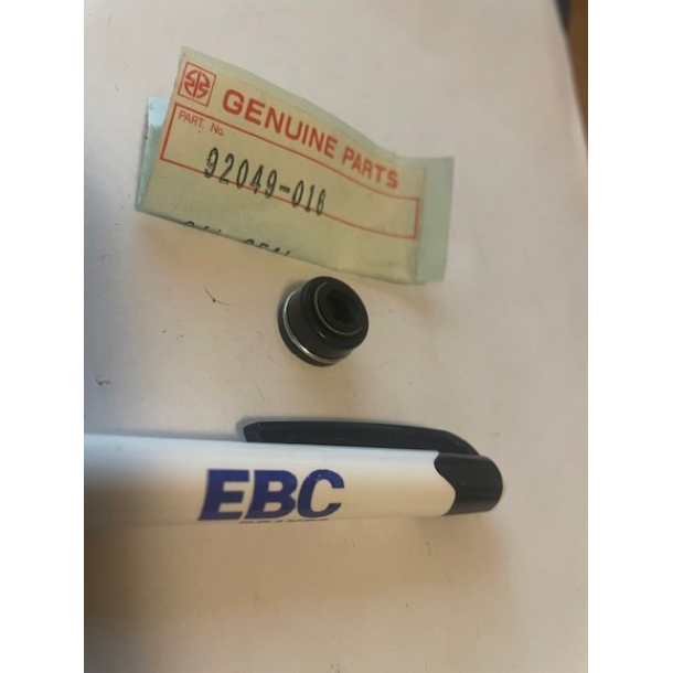 Kawasaki 92049016 92049-016 Oil Seal, Rv37129.5