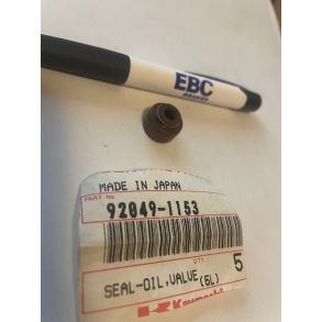Kawasaki 920491153 92049-1153 920491050 92049-1050 Seal-oil, Valve Stem