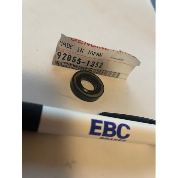 Kawasaki 920551352 92055-1352 Ring-o, Head Cover Bolt (Suzuki K920551352)