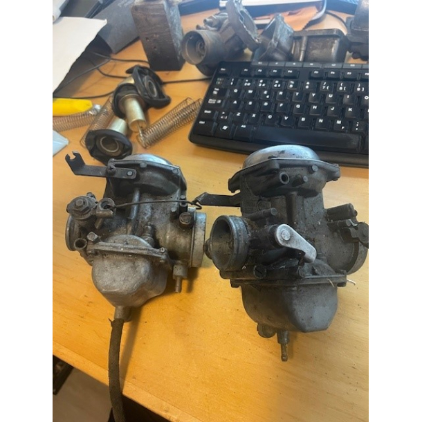 BRUGT Karburator 2 stk st Keihin 722a 31MMCARBURETOR ASSY,R HONDA CB350K CL350 68-71