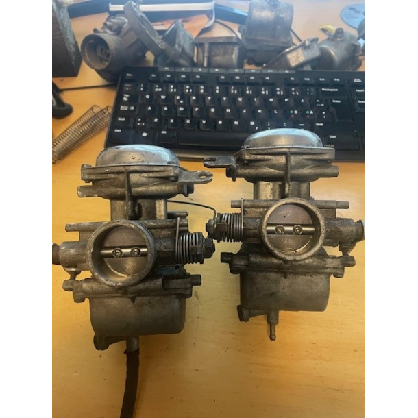 BRUGT Karburator 2 stk st Keihin 722a 31MMCARBURETOR ASSY,R HONDA CB350K CL350 68-71