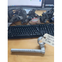 BRUGT HJRE CLIPON STYR SUZUKI 5611102F00 56111-02F00 HANDLEBAR,R TL1000S 1997-2000 USED 2. HAND